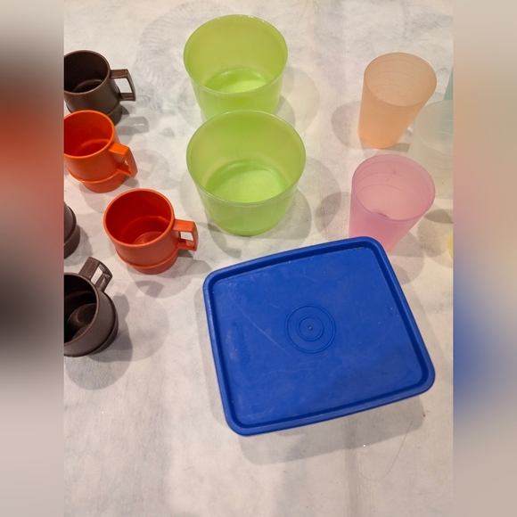 Tupperware Colorful Kids Learning Toy Set - Picture 3 of 4